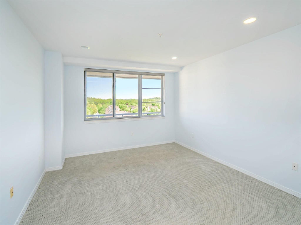 15 of 25 - 100 Harbor View Drive # 515, Port Washington, NY
