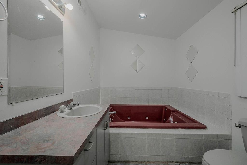 16 of 28 - 5 Charles St., Selden, NY