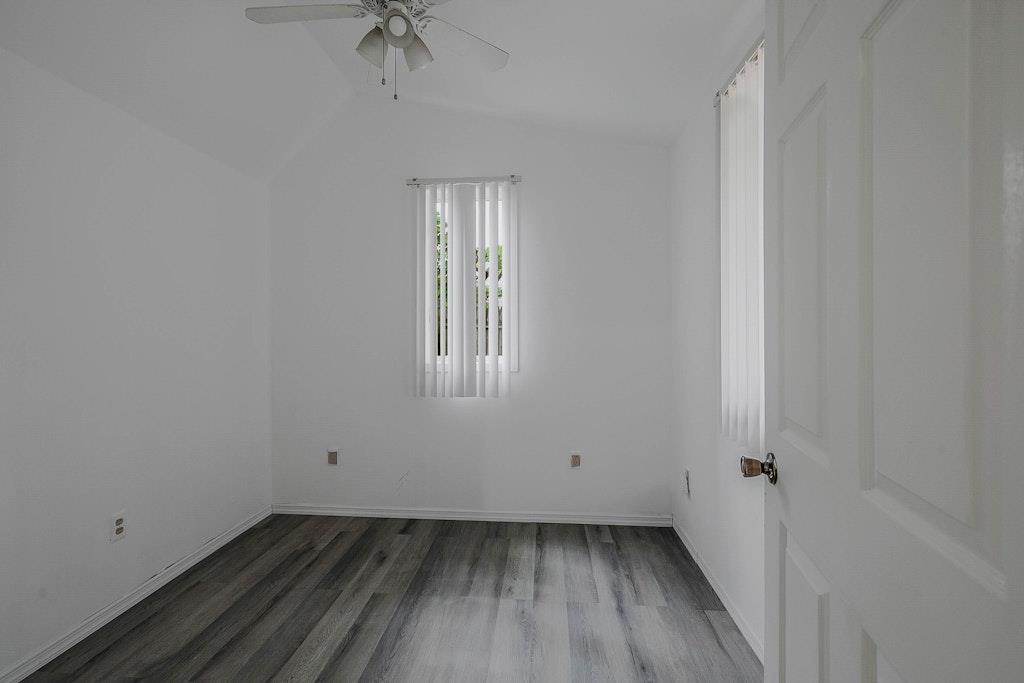 19 of 28 - 5 Charles St., Selden, NY