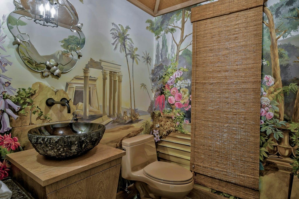 27 of 50 - 4 Aldgate Drive, Manhasset, NY