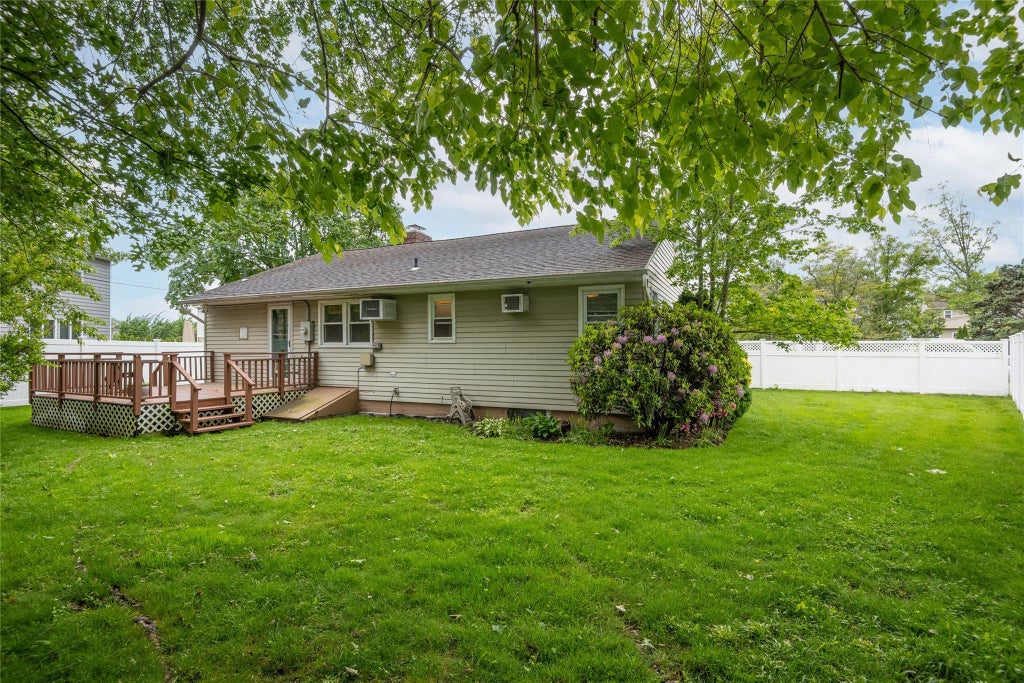 21 of 27 - 29 Newmarket Road, Syosset, NY