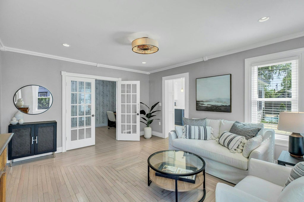 11 of 33 - 312 5th Avenue, Greenport, NY