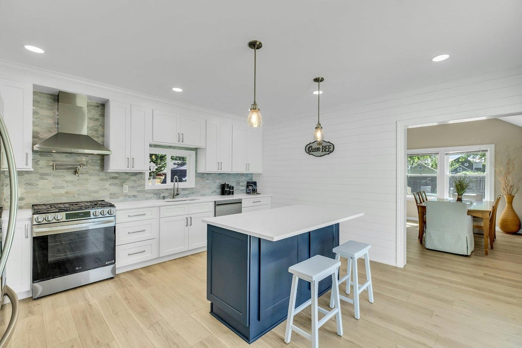 15 of 33 - 312 5th Avenue, Greenport, NY