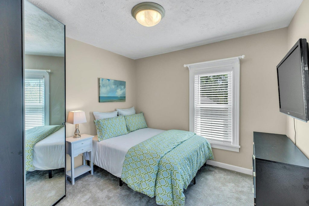 20 of 33 - 312 5th Avenue, Greenport, NY