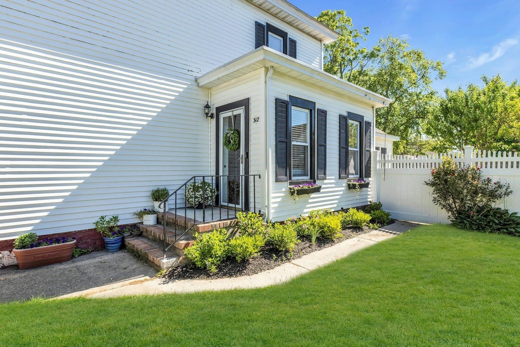 22 of 33 - 312 5th Avenue, Greenport, NY