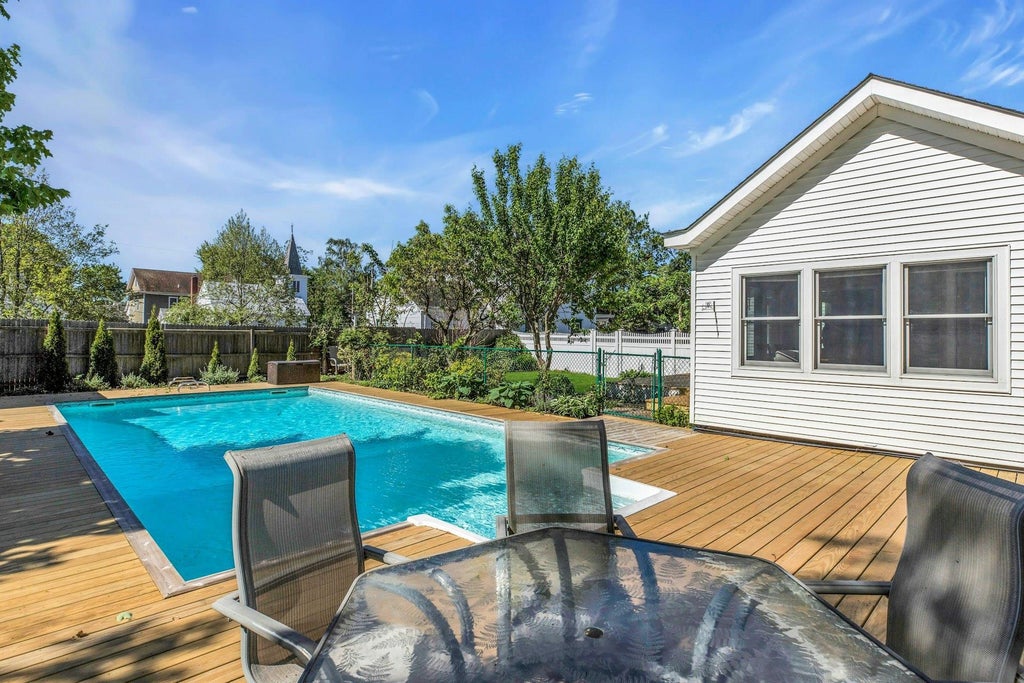 26 of 33 - 312 5th Avenue, Greenport, NY