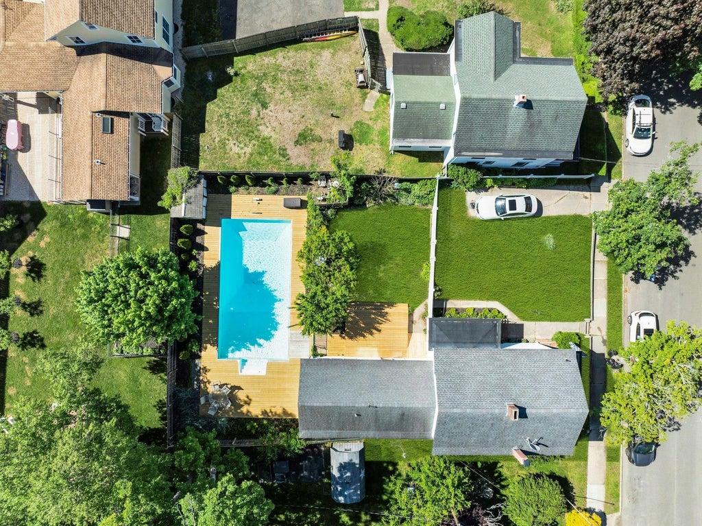 28 of 33 - 312 5th Avenue, Greenport, NY