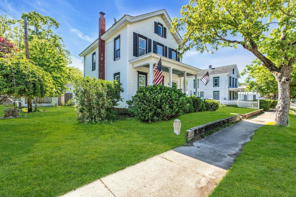 5 of 33 - 312 5th Avenue, Greenport, NY