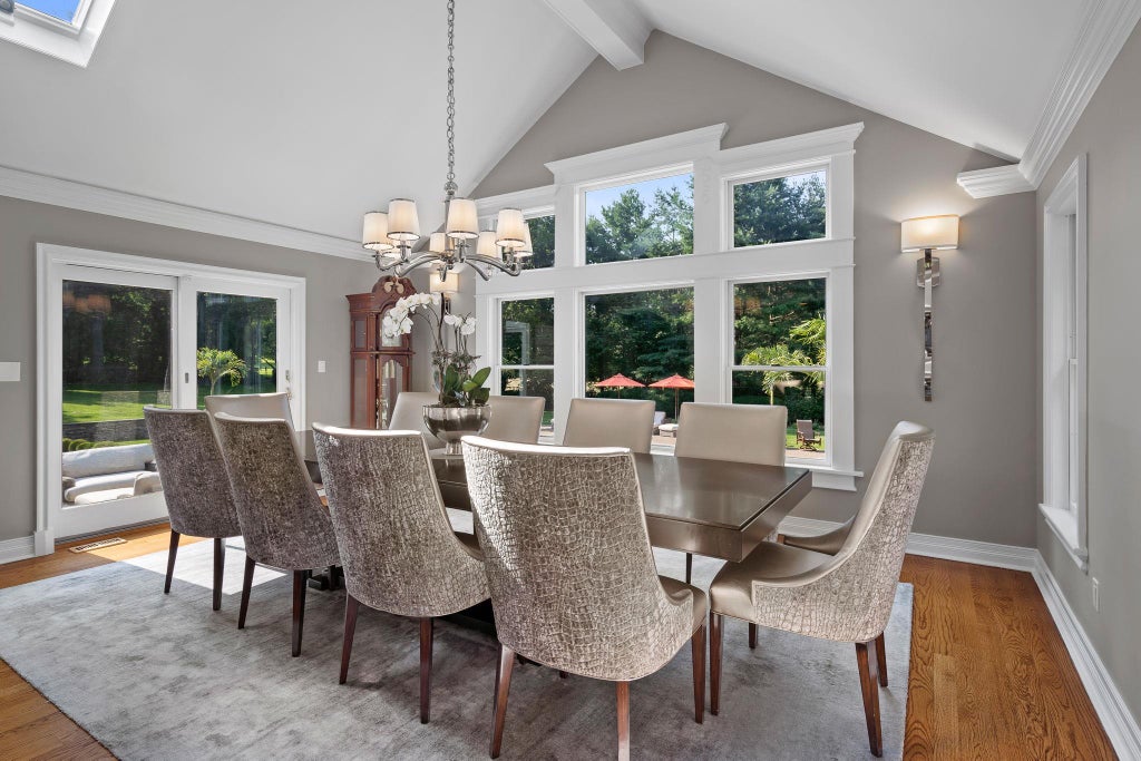 8 of 34 - 15 Beardsley Lane, Lloyd Harbor, NY