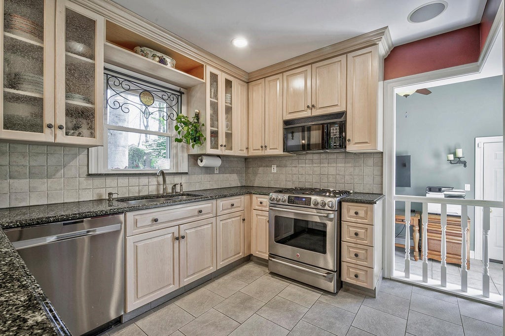 16 of 41 - 23 South Sixth St., Locust Valley, NY