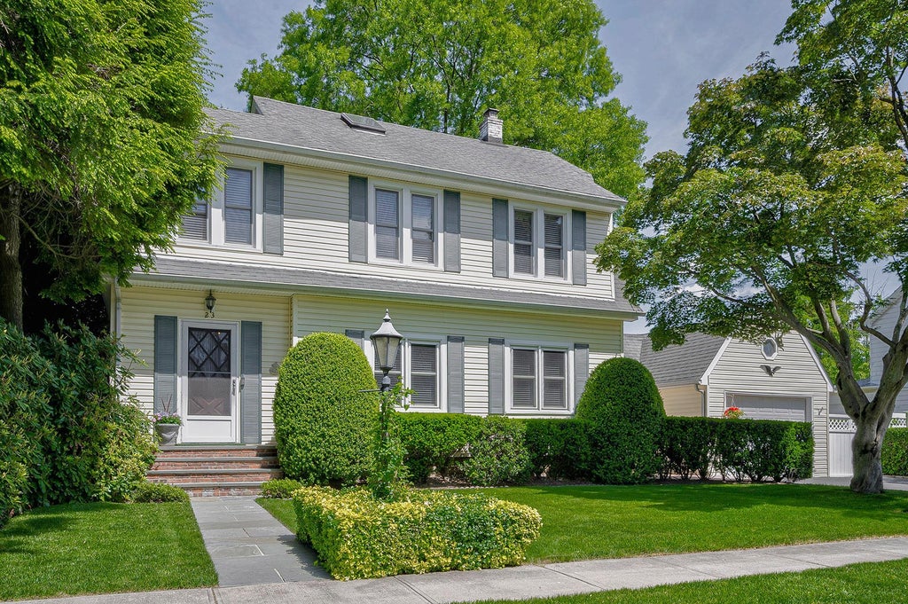 2 of 41 - 23 South Sixth St., Locust Valley, NY