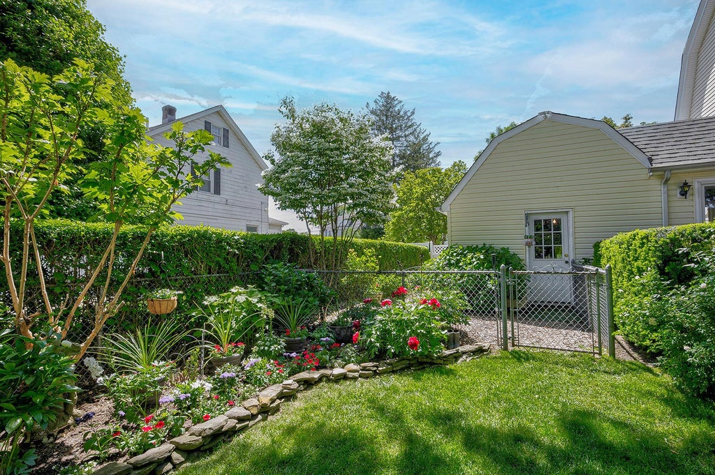 37 of 41 - 23 South Sixth St., Locust Valley, NY