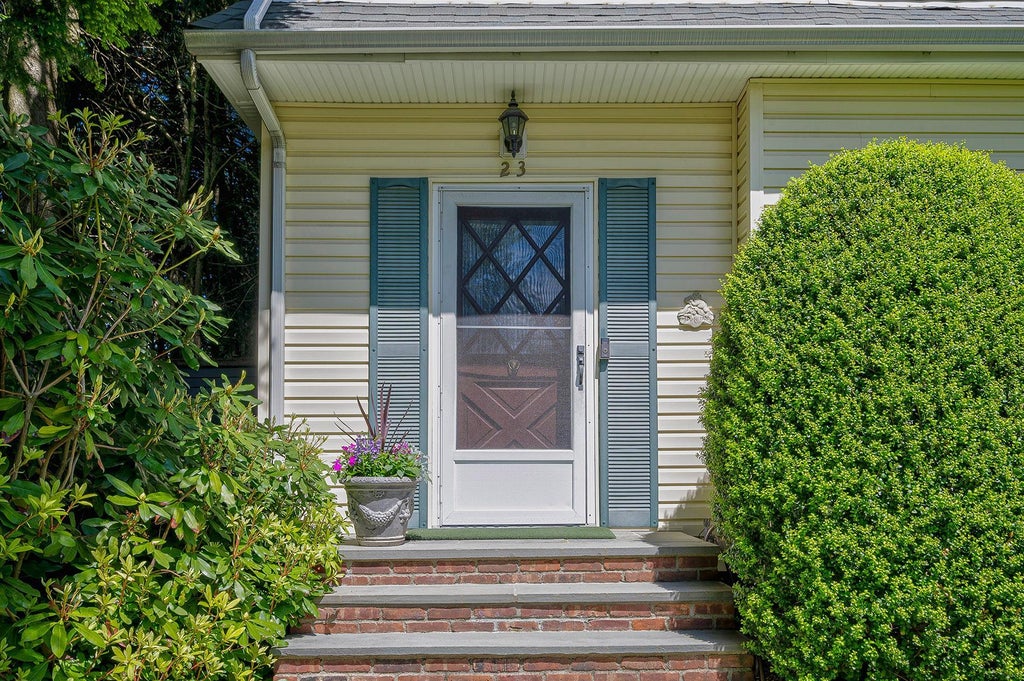 4 of 41 - 23 South Sixth St., Locust Valley, NY