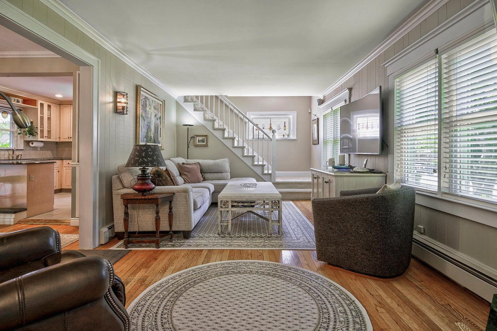 8 of 41 - 23 South Sixth St., Locust Valley, NY
