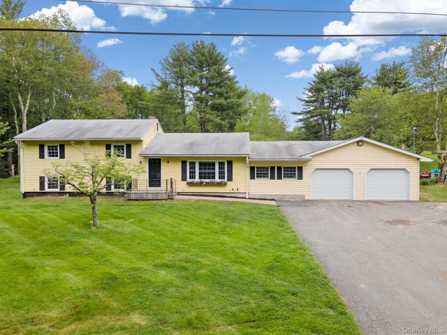 323 Harris Road, Monticello