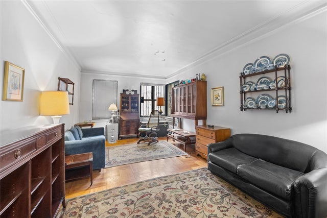 Photo of Listing #867344