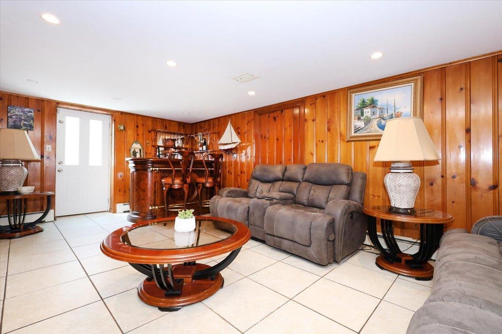 20 of 32 - 50-54 Deepdale Place, Little Neck, NY