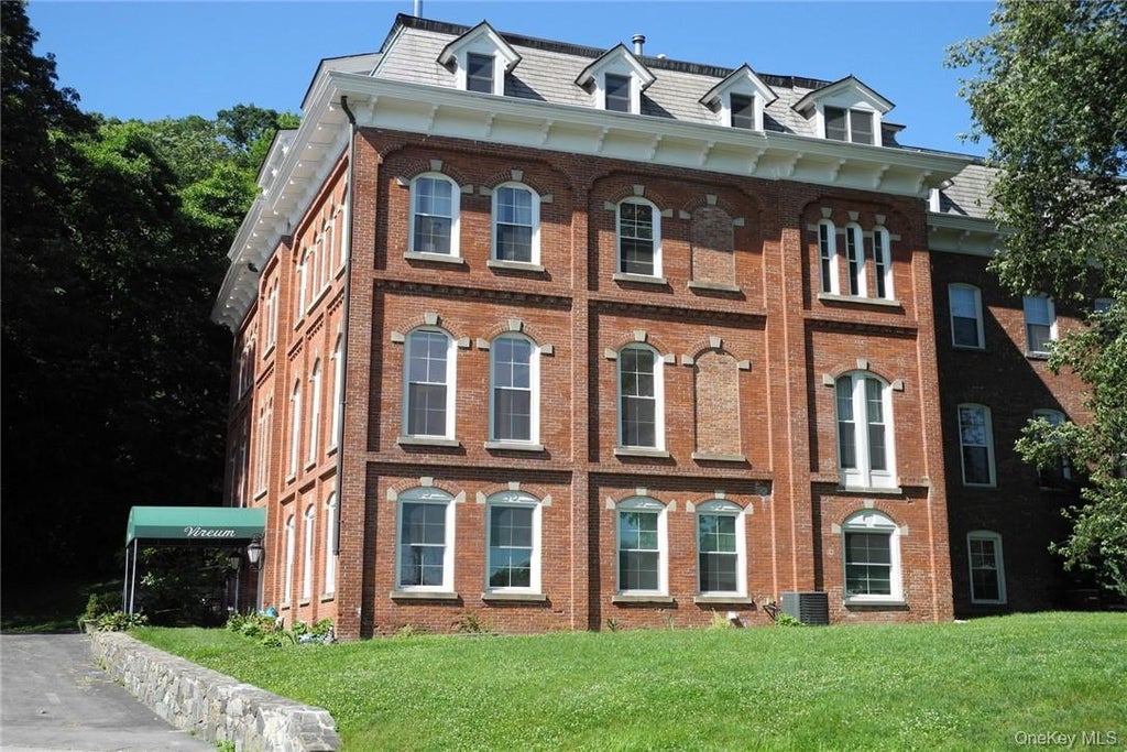 2 N Water Street # 1a, Ossining