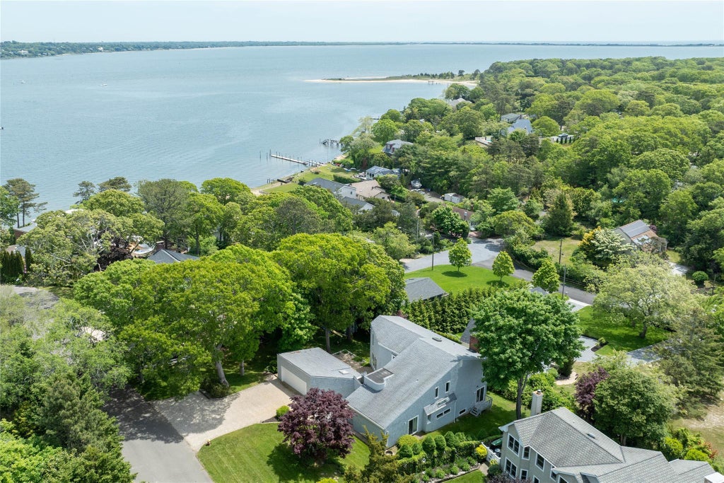1 of 28 - 6 Bay View Drive, Hampton Bays, NY
