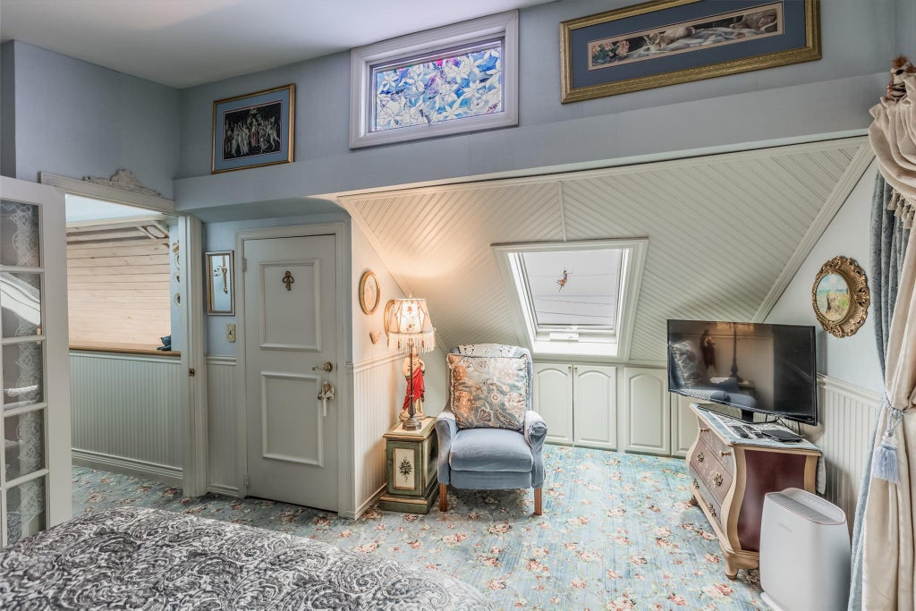 17 of 23 - 26 Point Breeze Drive, Rocky Point, NY
