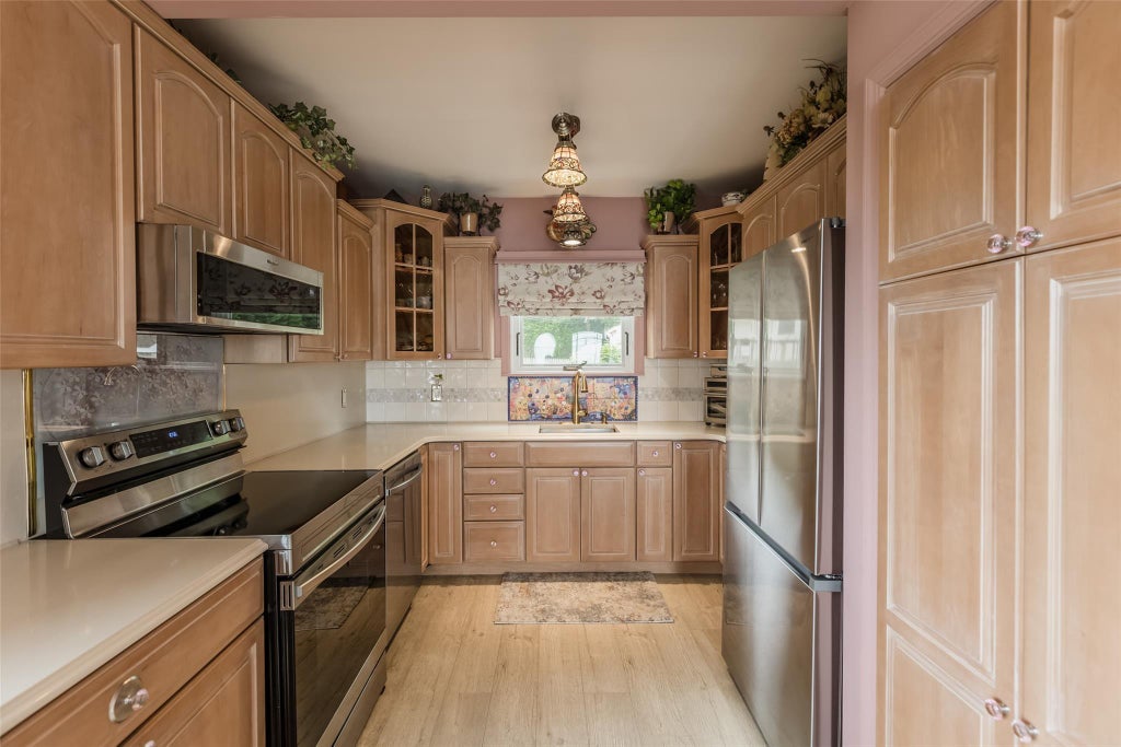 5 of 23 - 26 Point Breeze Drive, Rocky Point, NY