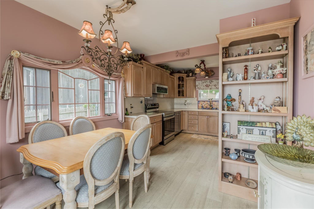 7 of 23 - 26 Point Breeze Drive, Rocky Point, NY