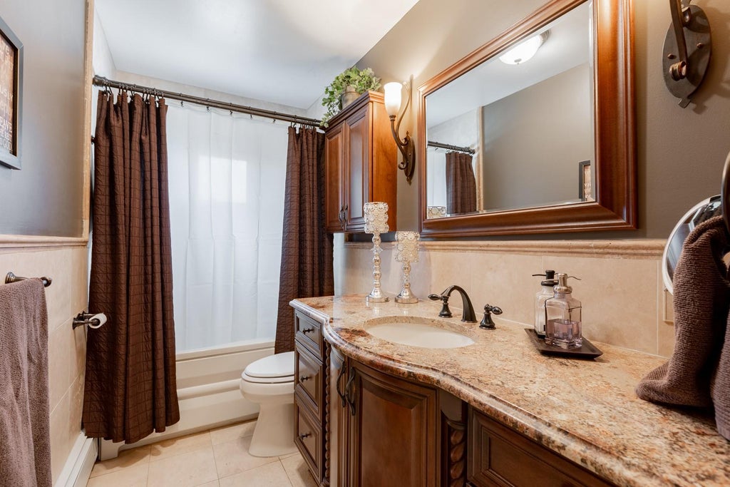 21 of 30 - 147 Mott St., Oceanside, NY