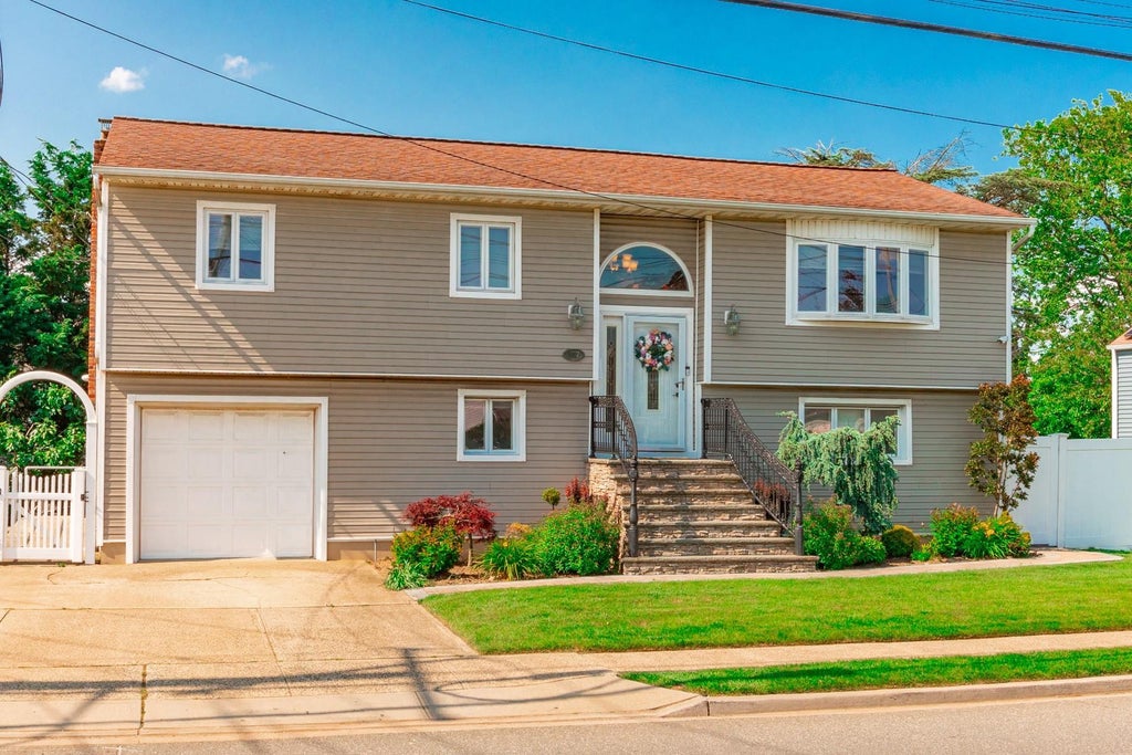 2 of 30 - 147 Mott St., Oceanside, NY
