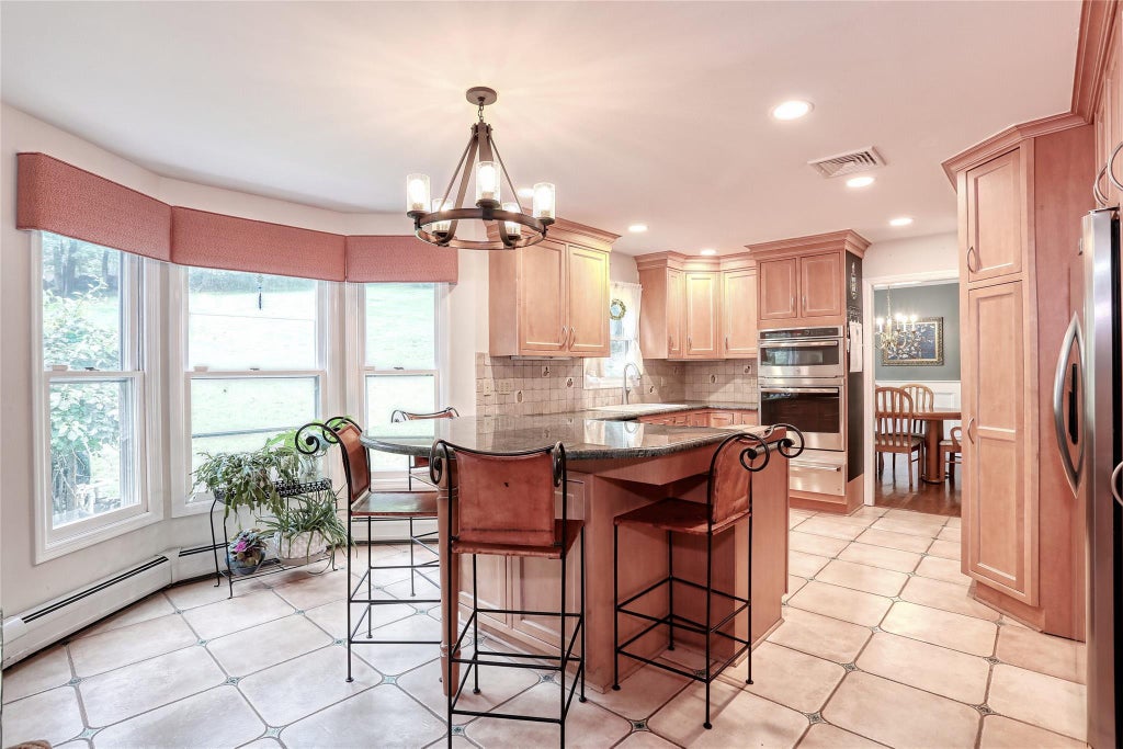 7 of 31 - 285 Willow Grove Road, Stony Point, NY