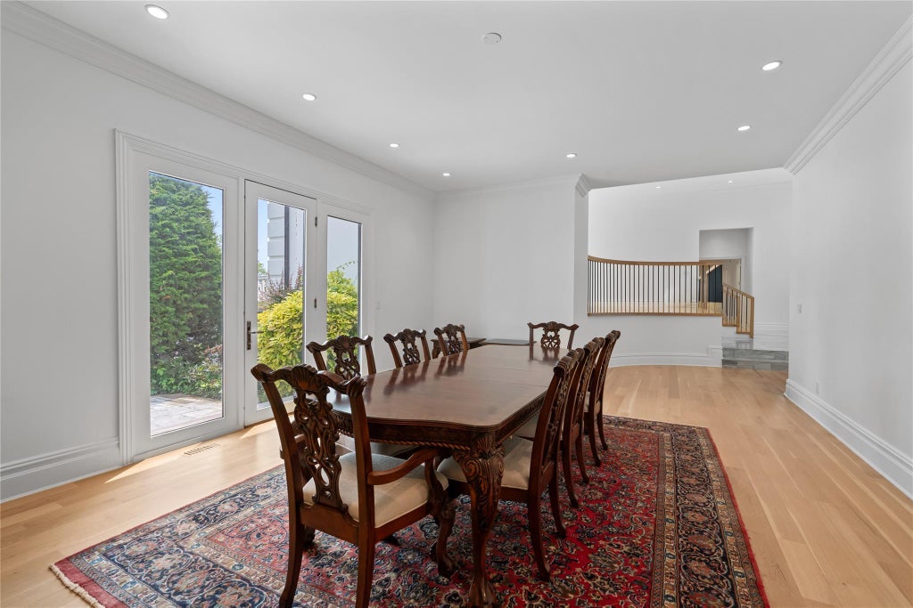 10 of 49 - 204 Centre Island Road, Oyster Bay, NY