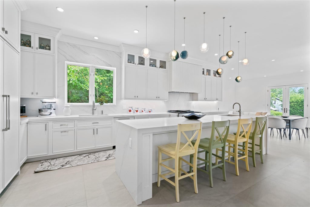 14 of 49 - 204 Centre Island Road, Oyster Bay, NY