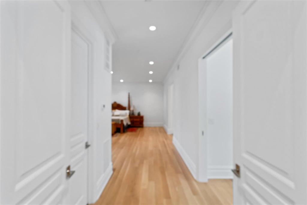 18 of 49 - 204 Centre Island Road, Oyster Bay, NY