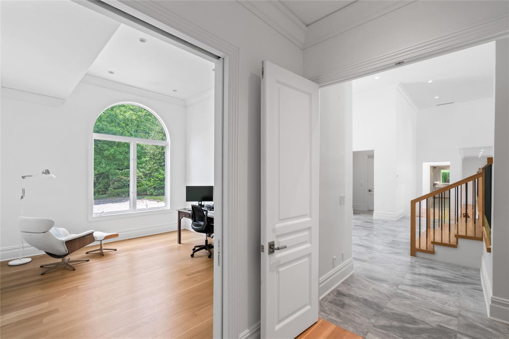 19 of 49 - 204 Centre Island Road, Oyster Bay, NY