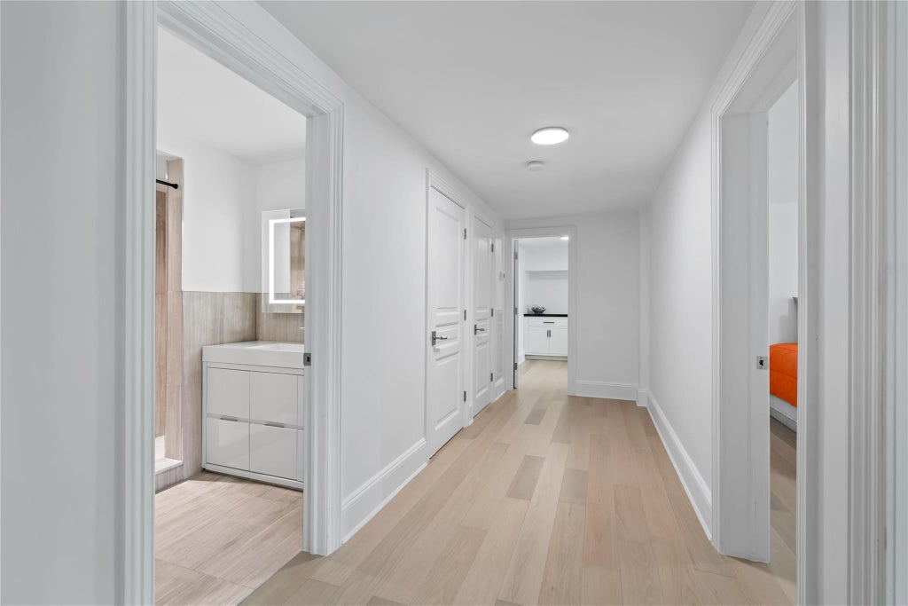 32 of 49 - 204 Centre Island Road, Oyster Bay, NY