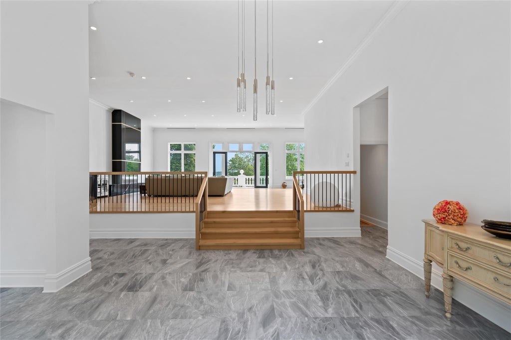 6 of 49 - 204 Centre Island Road, Oyster Bay, NY