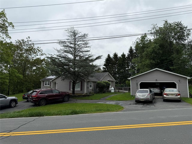 77 Upper Road, Bloomingburg