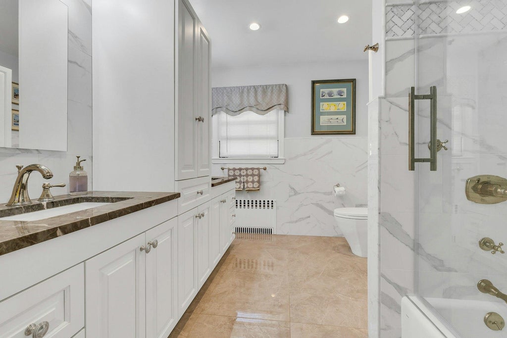 12 of 16 - 7 Woods Road, Locust Valley, NY