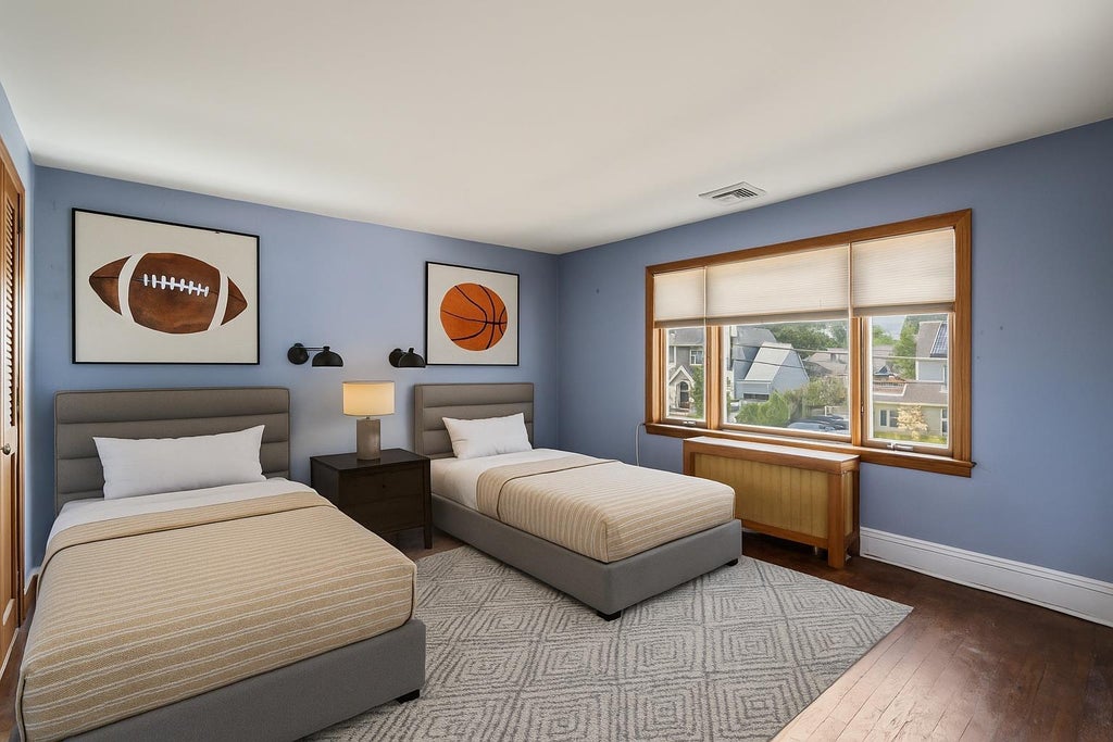 27 of 42 - 84 Hillcrest Avenue, Manhasset, NY