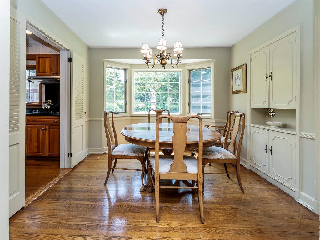 6 of 41 - 22 Beverly Road, Port Washington, NY