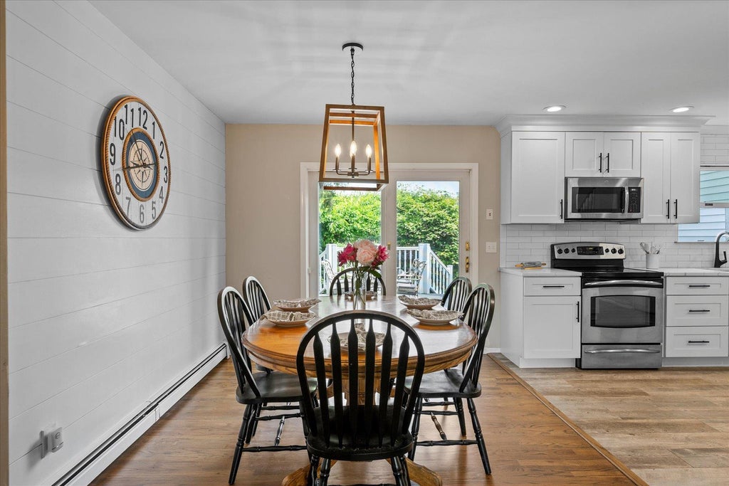 13 of 50 - 97 Grant Drive, Aquebogue, NY
