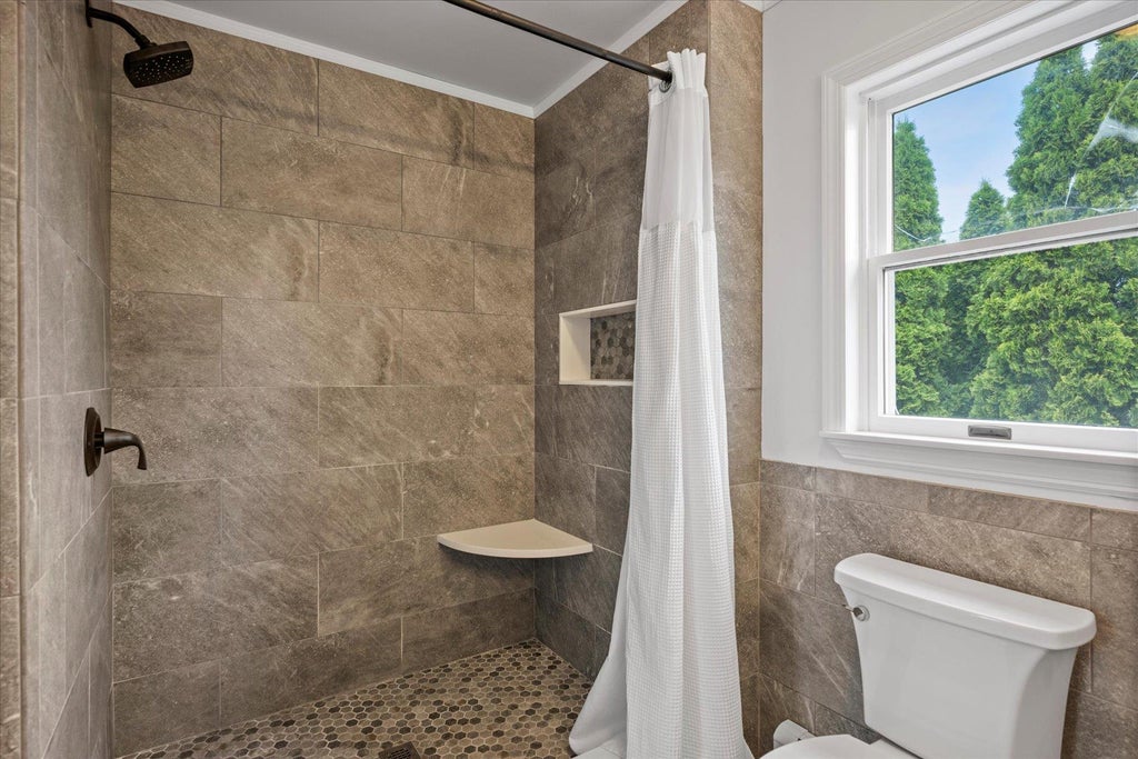 29 of 50 - 97 Grant Drive, Aquebogue, NY