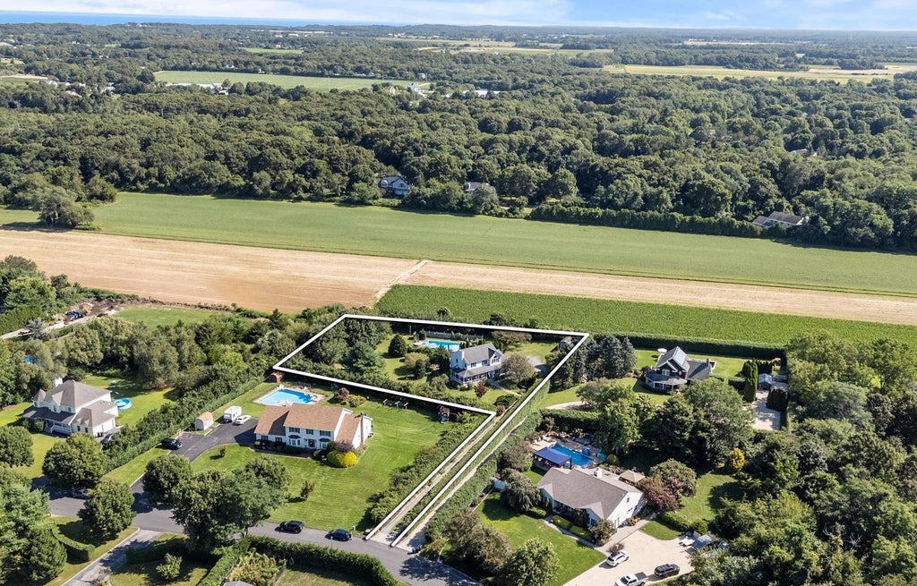 3 of 50 - 97 Grant Drive, Aquebogue, NY