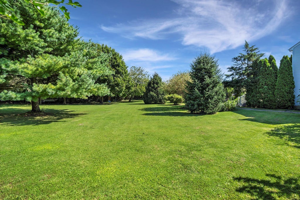 42 of 50 - 97 Grant Drive, Aquebogue, NY