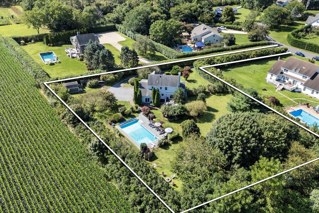 45 of 50 - 97 Grant Drive, Aquebogue, NY