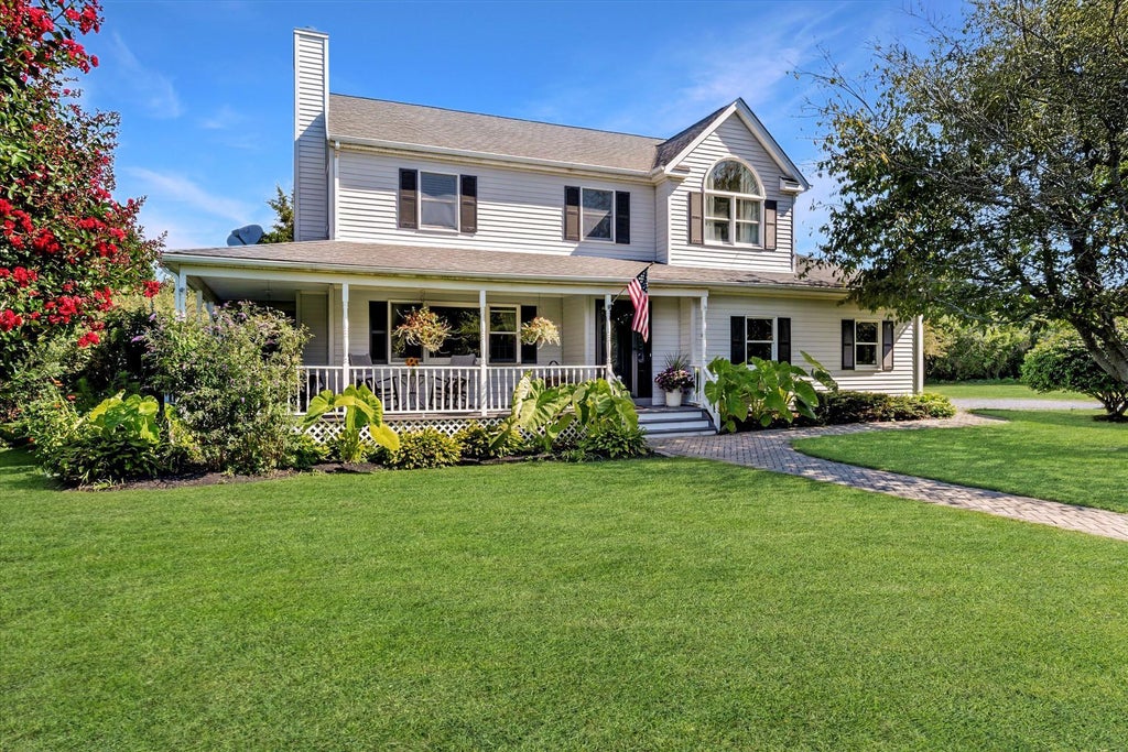 49 of 50 - 97 Grant Drive, Aquebogue, NY