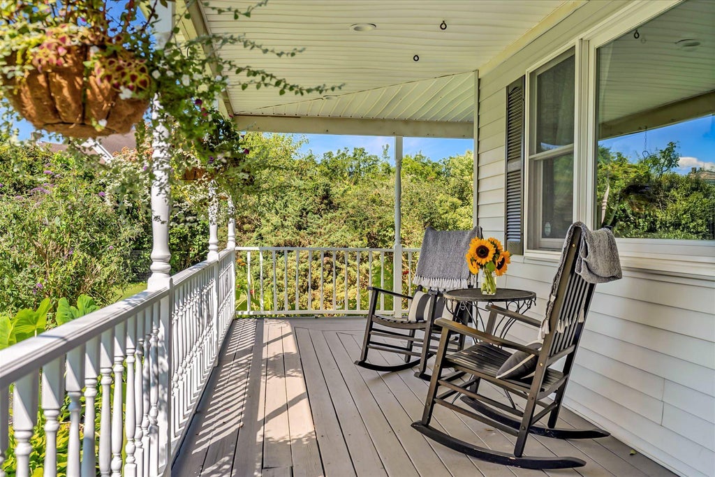 6 of 50 - 97 Grant Drive, Aquebogue, NY