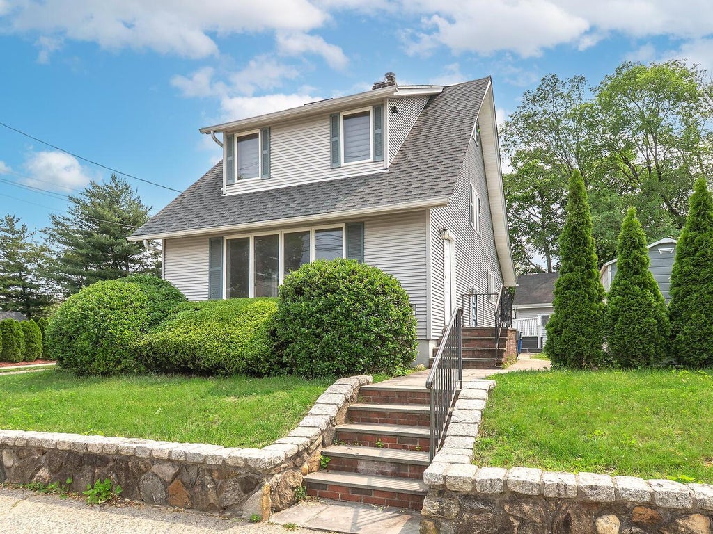 1 of 23 - 21 Herbert Avenue, Port Washington, NY