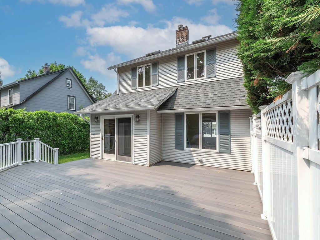 19 of 23 - 21 Herbert Avenue, Port Washington, NY