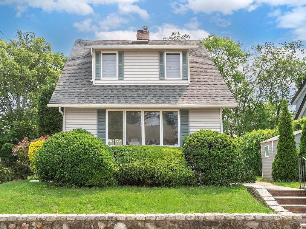 21 of 23 - 21 Herbert Avenue, Port Washington, NY