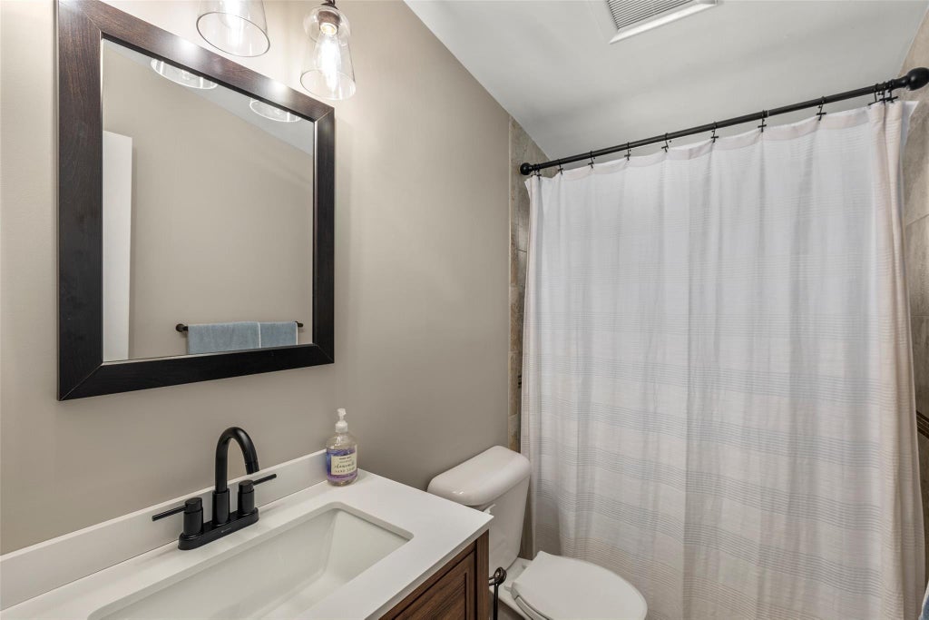 32 of 34 - 25 Arrowhead Lane, East Setauket, NY